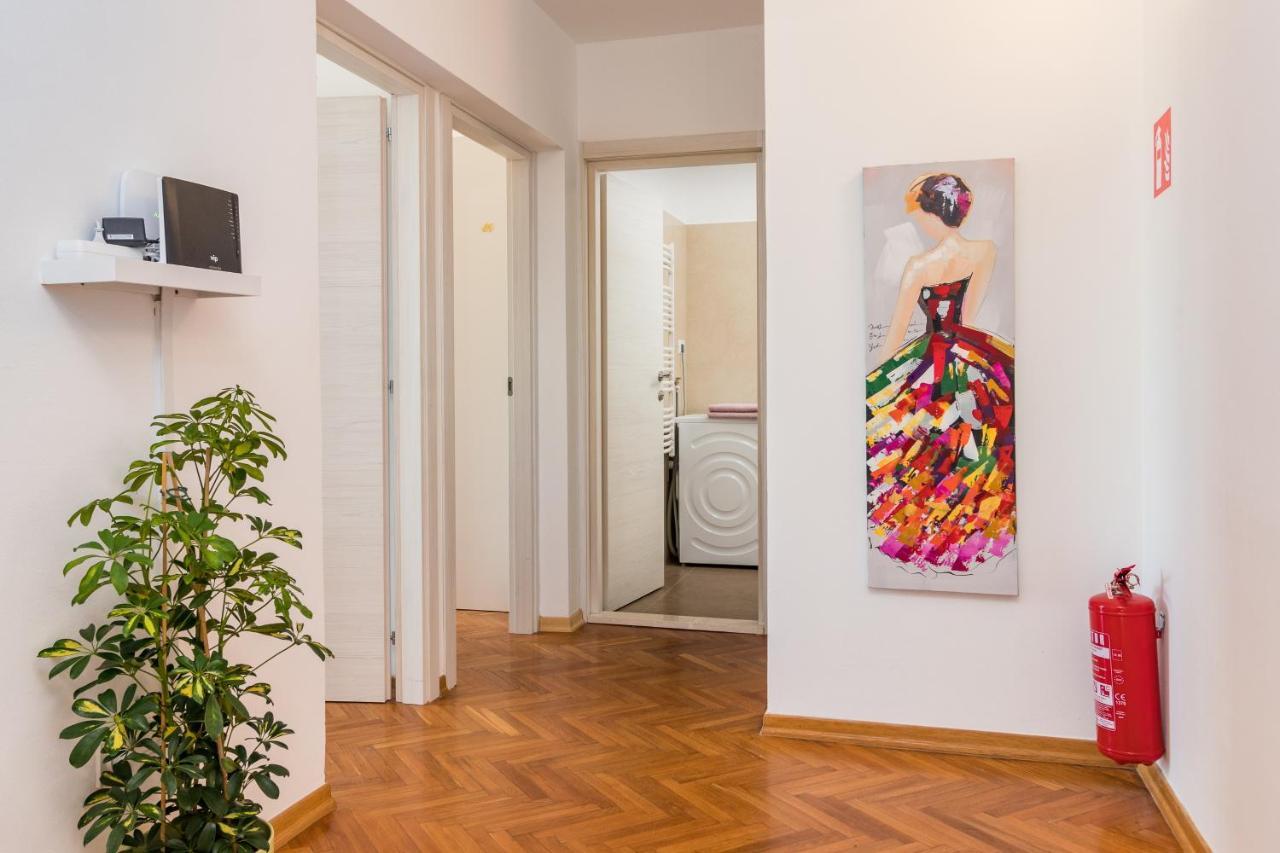 Villa Andrija Family Dream With Heated Pool At The Sea With Beautiful Garden, Outside Cinema And Kids Playground Fažana Esterno foto